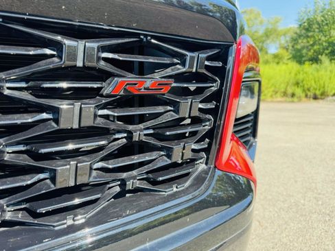 Used 2024 Chevrolet Traverse RS w/ LPO, Floor Liner Package image 18