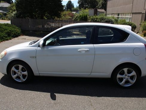 Used 2007 Hyundai Accent SE FWD image 12