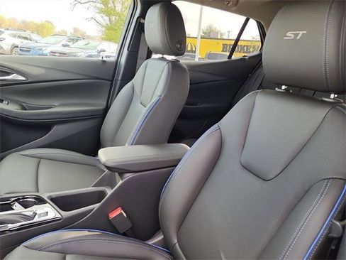 New 2026 Buick Encore GX Sport Touring image 14
