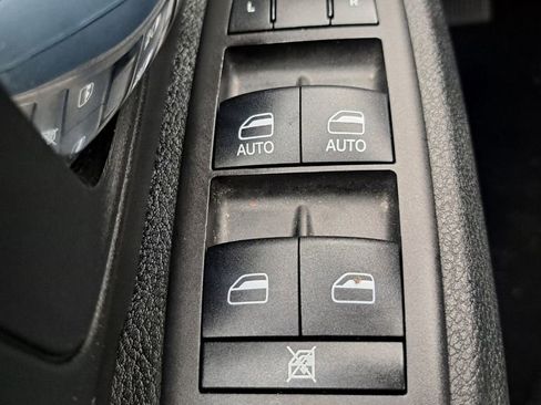 Used 2024 RAM 1500 Classic Warlock image 17