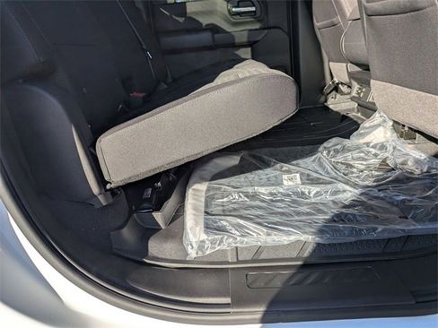 New 2026 Chevrolet Silverado 2500 Custom w/ Custom Convenience Package image 32