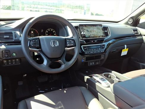 New 2025 Honda Ridgeline Black Edition image 9