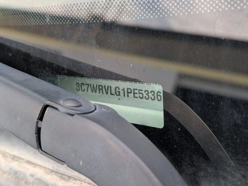 Used 2023 RAM ProMaster 3500 w/ Premium Appearance Group FWD image 5
