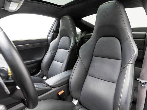 Used 2019 Porsche 911 Turbo S image 13