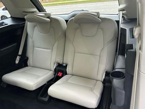 Used 2023 Volvo XC90 B6 Ultimate w/ Protection Package Premier image 6