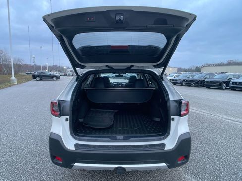 Used 2025 Subaru Outback Limited image 26