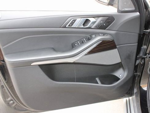 Used 2025 BMW X5 xDrive50e image 20