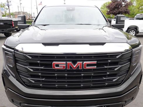 Used 2022 GMC Sierra 1500 Pro w/ Pro Value Package AWD/4WD image 7