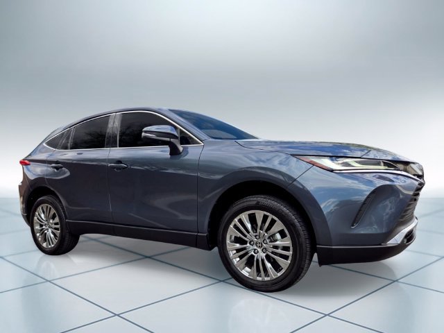 Used 2024 Toyota Venza Limited AWD/4WD image 2