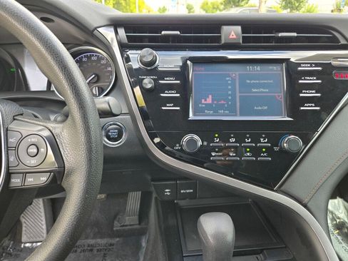 Used 2019 Toyota Camry LE w/ Convenience Package FWD image 14