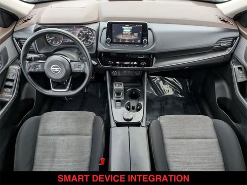 Used 2021 Nissan Rogue SV image 24