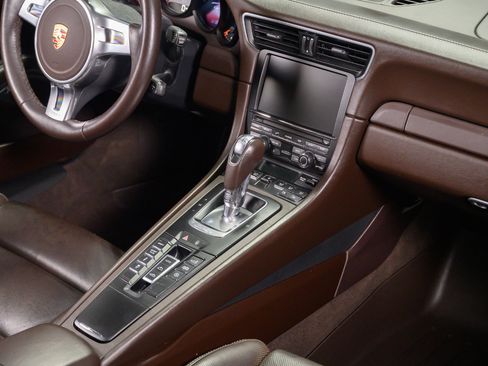 Used 2013 Porsche 911 Carrera S image 34
