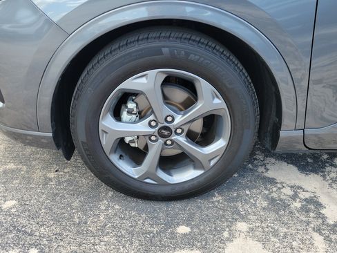 Certified 2023 Ford Escape ST-Line w/ Tech Pack #1 FWD image 4