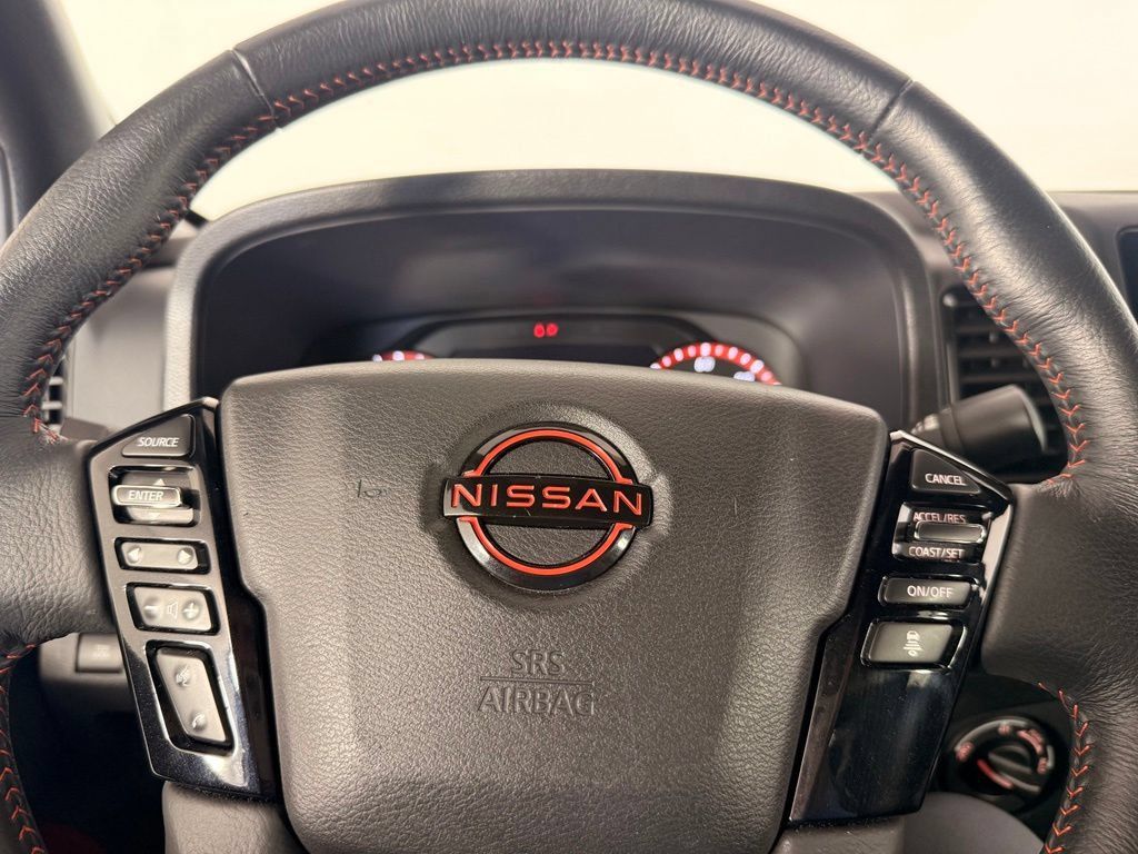 Used 2023 Nissan Frontier PRO-4X w/ Technology Package AWD/4WD image 29