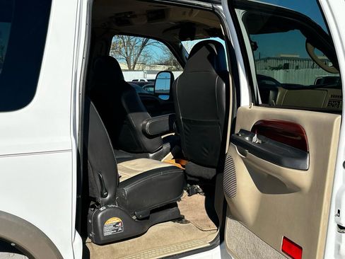 Used 2005 Ford Excursion Eddie Bauer image 41