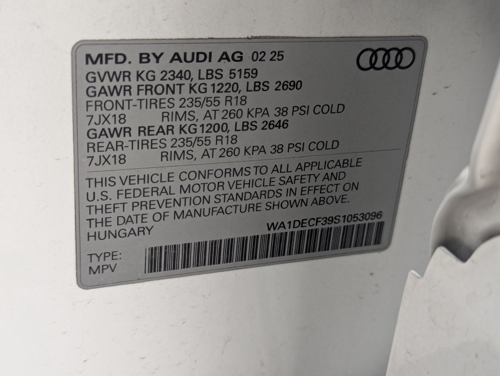 Used 2025 Audi Q3 2.0T Premium AWD/4WD image 38