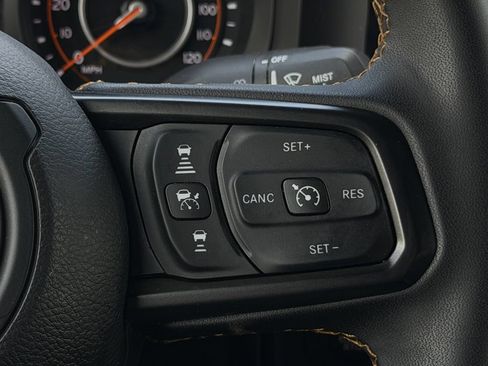 Used 2024 Jeep Wrangler Sport AWD/4WD image 13