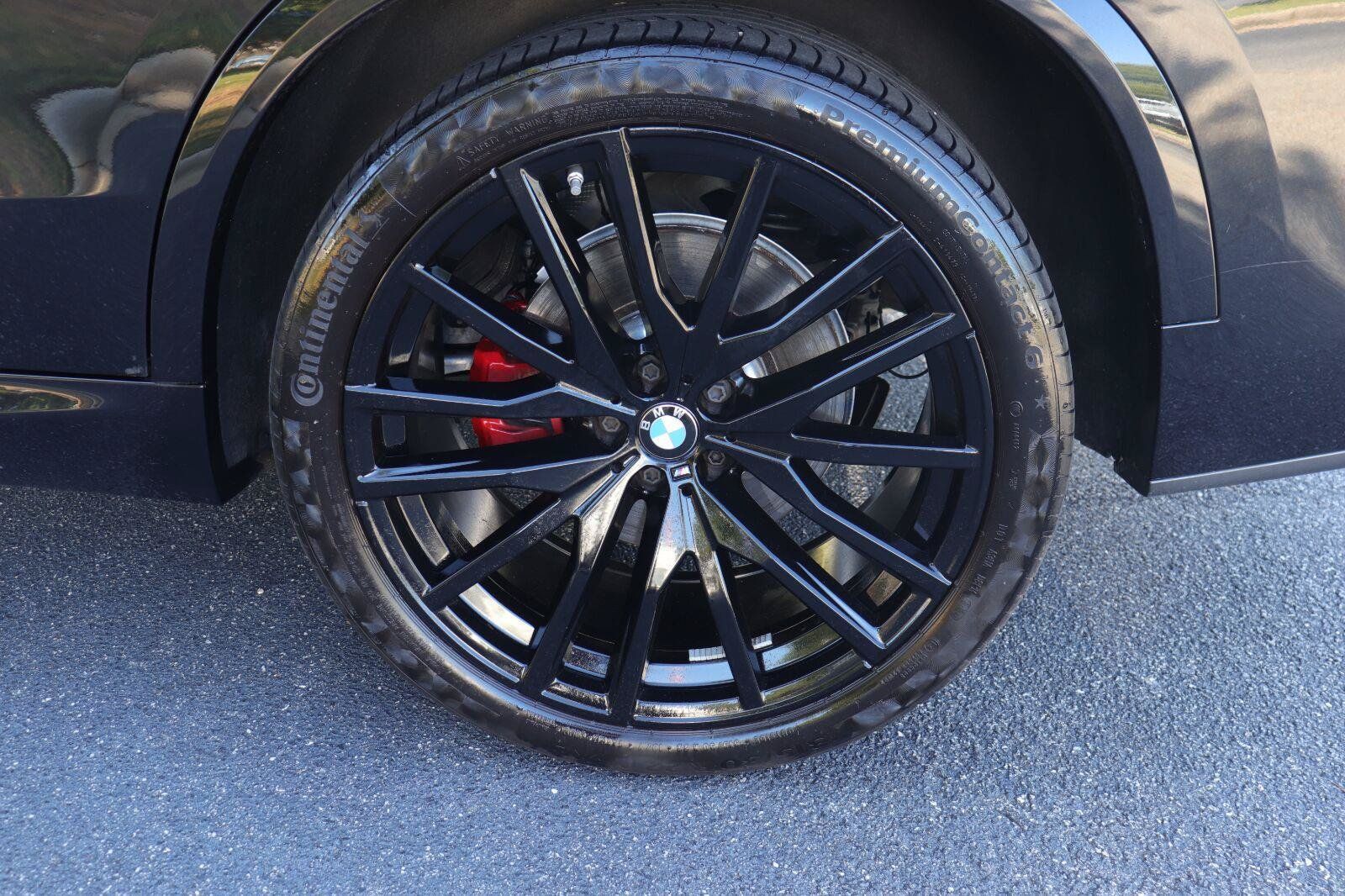 Used 2024 BMW X5 sDrive40i w/ Executive Package RWD image 42