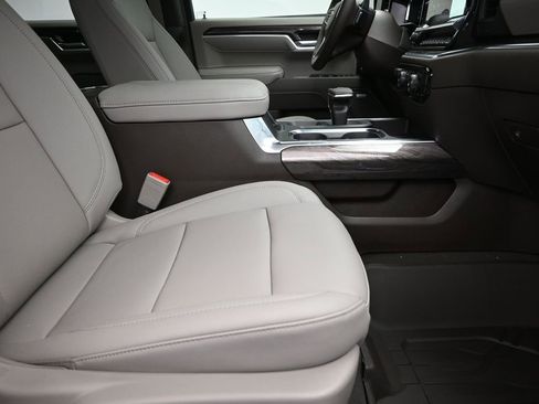 New 2026 Chevrolet Silverado 1500 LTZ w/ Technology Package image 28