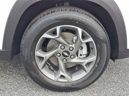 New 2026 Chevrolet Trax LT w/ Driver Confidence Package image 6