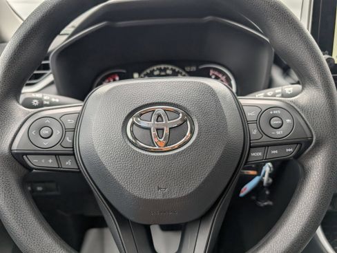 New 2025 Toyota RAV4 LE image 18