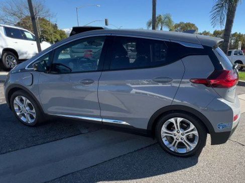 Used 2021 Chevrolet Bolt LT image 6
