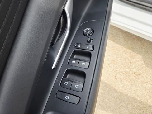 New 2026 Hyundai Elantra Blue FWD image 19