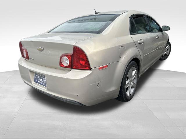 Used 2011 Chevrolet Malibu LS FWD image 11