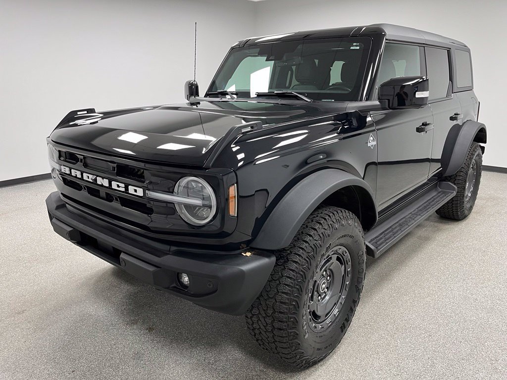 Used 2025 Ford Bronco Outer Banks w/ Sasquatch Package AWD/4WD image 4