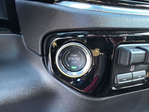 New 2026 GMC Sierra 1500 Elevation image 11