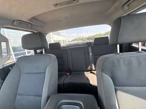 Used 2018 Chevrolet Silverado 1500 LT w/ All Star Edition AWD/4WD image 17