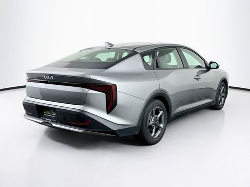 Used 2025 Kia K4 FWD image 9