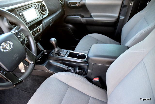 Used 2018 Toyota Tacoma SR w/ SR Convenience Package RWD image 8