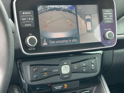 Used 2019 Nissan Leaf SL Plus FWD image 25