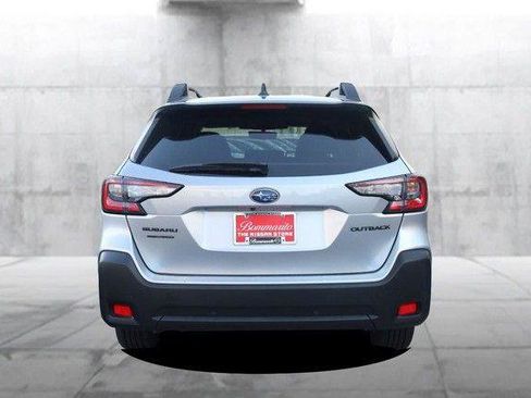 Used 2025 Subaru Outback Onyx Edition AWD/4WD image 6