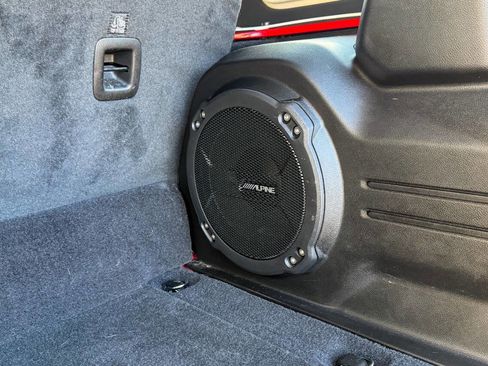 Used 2024 Jeep Wrangler Unlimited Sahara w/ Technology Group image 20