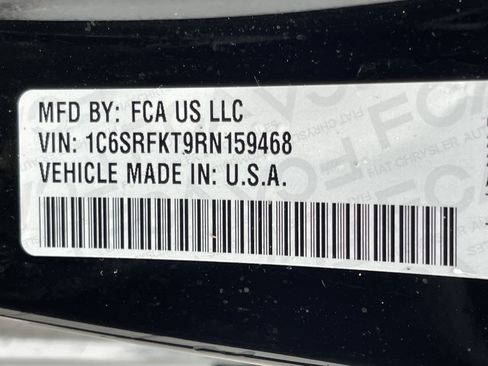 Used 2024 RAM 1500 Limited AWD/4WD image 25