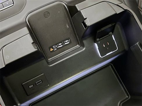 Used 2023 GMC Sierra 1500 AT4 w/ AT4 Premium Package image 37