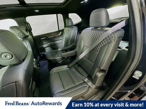 New 2026 GMC Acadia Denali w/ Super Cruise Package AWD/4WD image 14