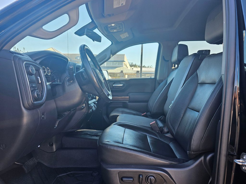 Used 2020 Chevrolet Silverado 1500 LT w/ Texas Edition RWD image 22