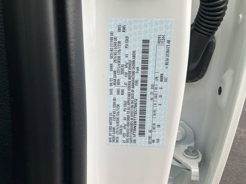 New 2026 Ford F250 Lariat w/ Black Appearance Package image 17