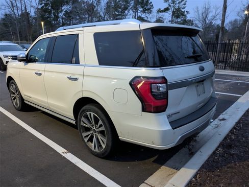 Used 2021 Ford Expedition Platinum image 4
