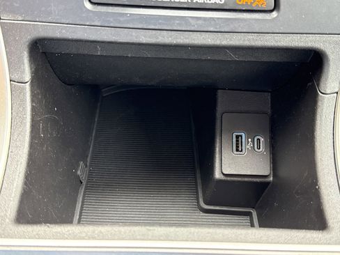 Used 2023 Ford Edge SEL image 26