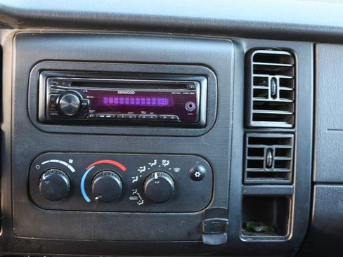 Used 2002 Dodge Dakota SLT image 19