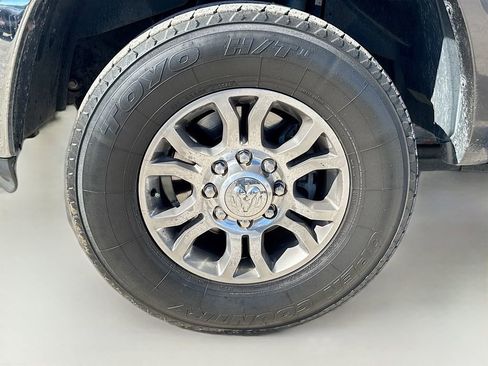 Used 2018 RAM 2500 Laramie w/ Protection Group image 34