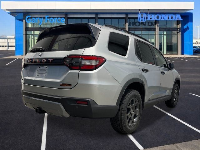 New 2026 Honda Pilot TrailSport image 5