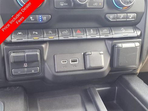 Used 2021 Chevrolet Silverado 1500 LTZ w/ LTZ Premium Package AWD/4WD image 30