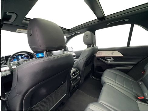 Used 2022 Mercedes-Benz GLE 350 w/ AMG Line Exterior image 21