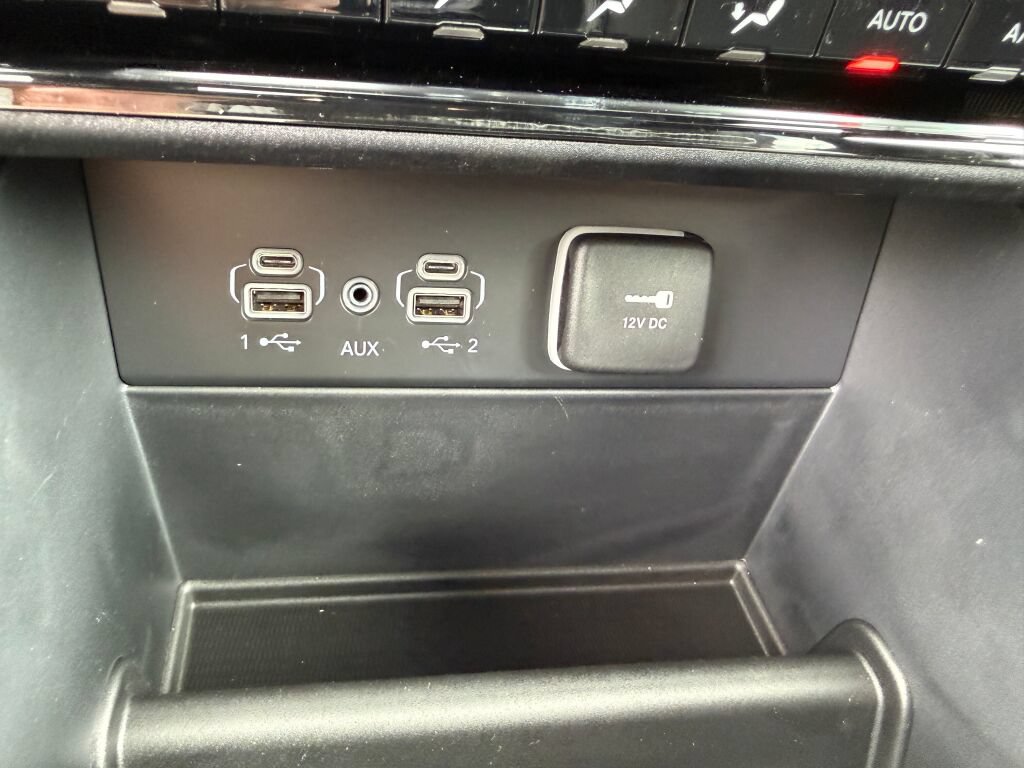 New 2027 Jeep Grand Cherokee Laredo AWD/4WD image 27