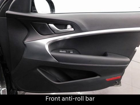 Used 2026 Genesis G70 2.5T image 29